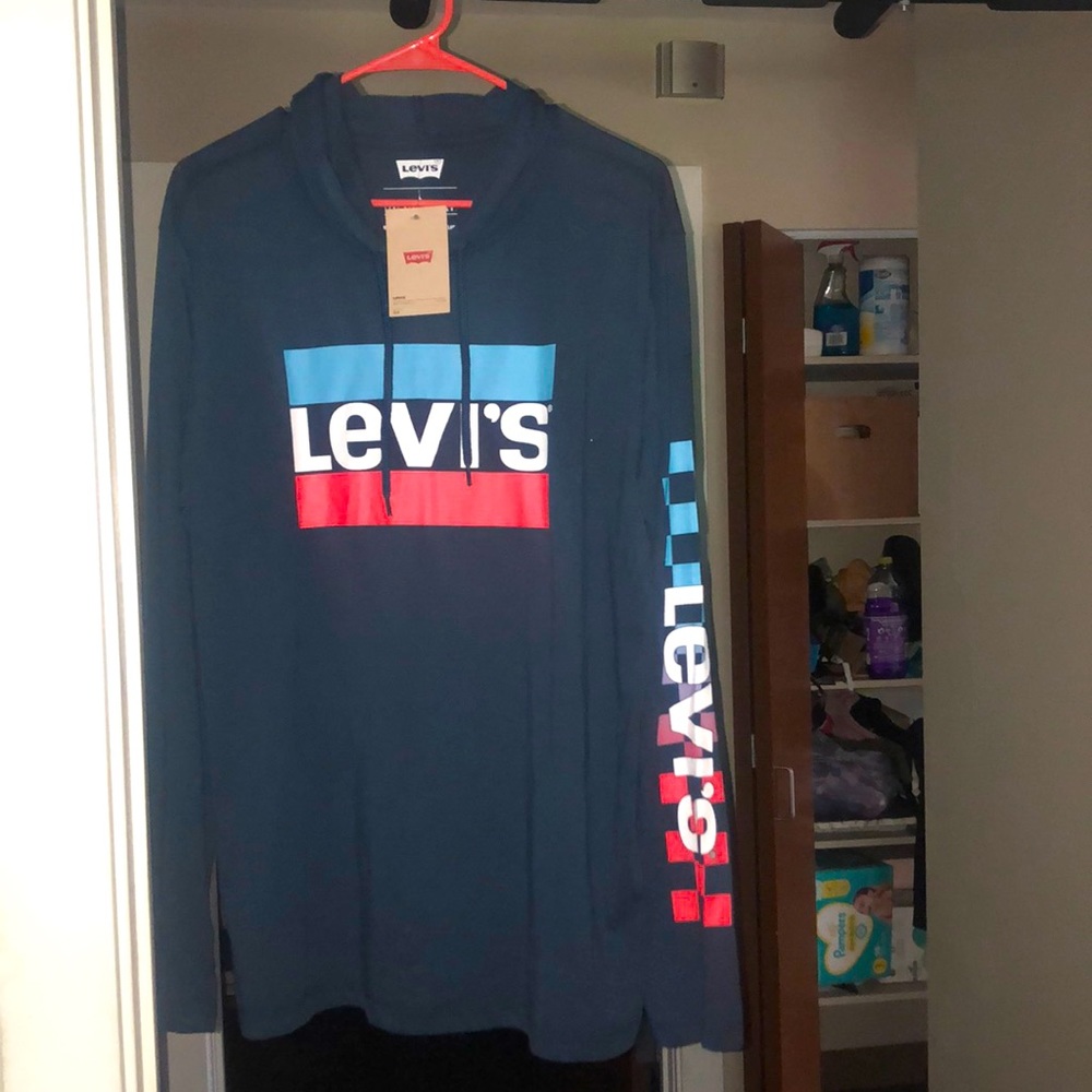 Levi hoodie shirt